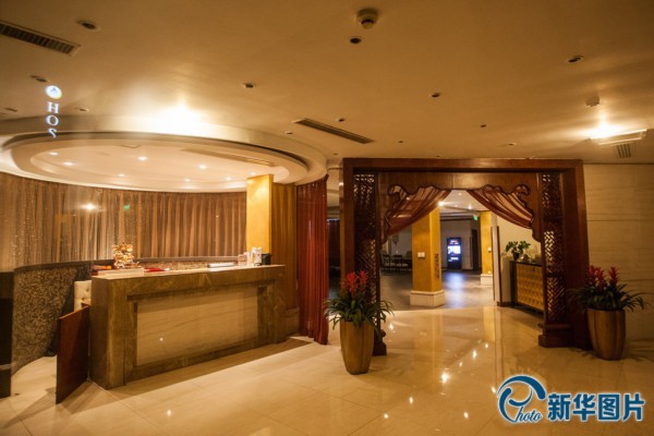 成都大爷悠闲时光：茶香四溢，闲话家常